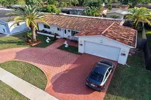 11040 NW 16th St, Pembroke Pines, FL 33026 - Photo 41