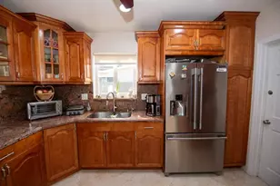 11040 NW 16th St, Pembroke Pines, FL 33026 - Photo 17