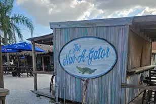 10301 SW Riverview Cir, Arcadia, FL 34269 - Photo 7