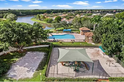 1156  Cedar Falls Dr, Weston, FL 33327 - Photo 55