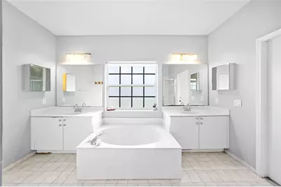 1156  Cedar Falls Dr, Weston, FL 33327 - Photo 25