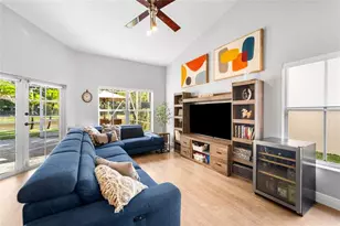 1156 Cedar Falls Dr, Weston, FL 33327 - Photo 7