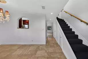 2117 NE 11th Ave, Wilton Manors, FL 33305 - Photo 5