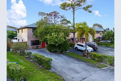 2117 NE 11th Ave, Unit #2117, Wilton Manors, FL 33305 - Photo 3