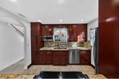 2117 NE 11th Ave, Unit #2117, Wilton Manors, FL 33305 - Photo 15