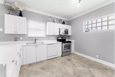 11125 NW 34th Ct, Coral Springs, FL 33065 - Photo 7