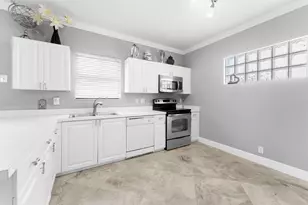 11125 NW 34th Ct, Coral Springs, FL 33065 - Photo 7