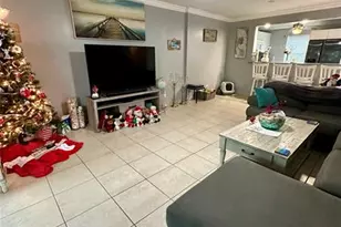 325 SE 11th Terrace, Dania Beach, FL 33004 - Photo 7