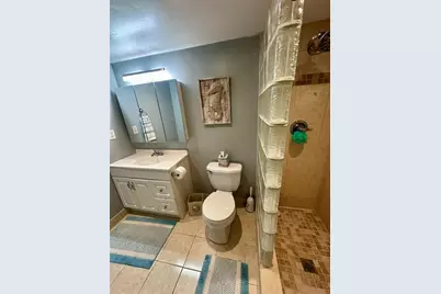 325 SE 11th Ter, Unit #107, Dania Beach, FL 33004 - Photo 17