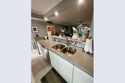 325 SE 11th Ter, Unit #107, Dania Beach, FL 33004 - Photo 5