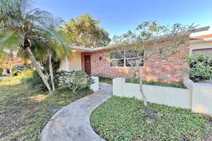 661 Palmetto Dr, Coconut Creek, FL 33066 - Photo 7