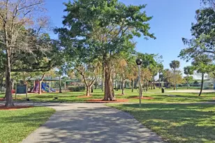 661 Palmetto Dr, Coconut Creek, FL 33066 - Photo 63