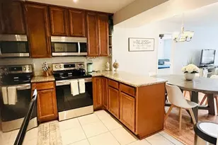 9300 SW 8th St, Boca Raton, FL 33428 - Photo 9