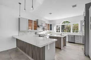 8233 Stagecoach Ln, Boca Raton, FL 33496 - Photo 31