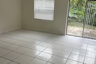 950 SW 74th Ave, North Lauderdale, FL 33068 - Photo 9