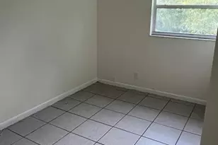 950 SW 74th Ave, North Lauderdale, FL 33068 - Photo 19