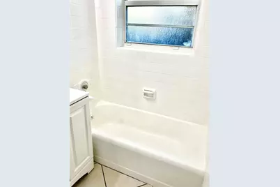 1645 NE 12th St, Unit #B, Fort Lauderdale, FL 33304 - Photo 15