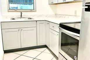 1645 NE 12th St, Fort Lauderdale, FL 33304 - Photo 1