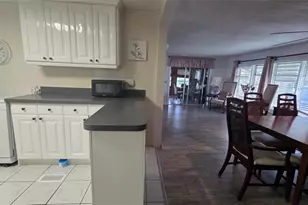 1931 SW 85th Ave, Davie, FL 33324 - Photo 11