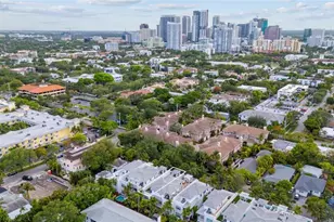 218 NE 15th Ave, Fort Lauderdale, FL 33301 - Photo 51