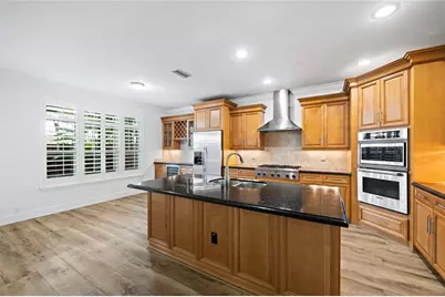 218 NE 15th Ave, Unit #218, Fort Lauderdale, FL 33301 - Photo 11