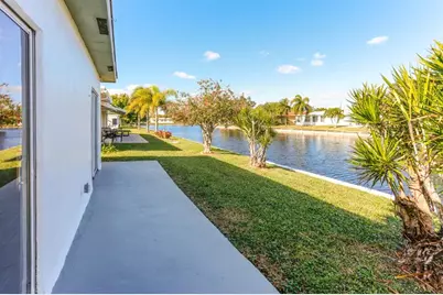 4513 NW 44th St, Tamarac, FL 33319 - Photo 19