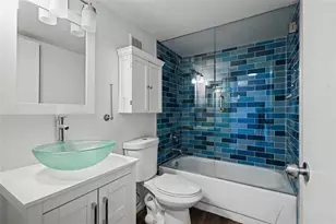 7840 NW 50th St, Lauderhill, FL 33351 - Photo 9