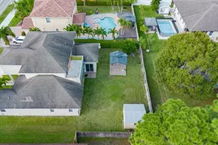 2081 SW Bayshore Blvd, Port Saint Lucie, FL 34984 - Photo 5