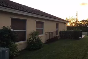 160 NW 166th Ave, Pembroke Pines, FL 33028 - Photo 25