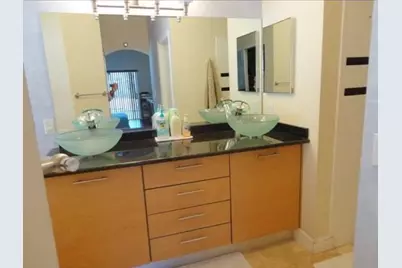 160 NW 166th Ave, Pembroke Pines, FL 33028 - Photo 13