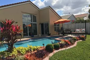 160 NW 166th Ave, Pembroke Pines, FL 33028 - Photo 19