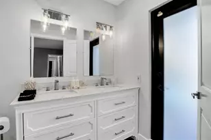 24 Castle Harbor Island, Fort Lauderdale, FL 33308 - Photo 29