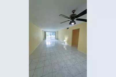 2305  Lucaya Lane, Unit #D-2, Coconut Creek, FL 33066 - Photo 3