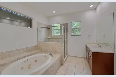 8290 NW 105th Ln, Parkland, FL 33076 - Photo 27