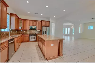 8290 NW 105th Ln, Parkland, FL 33076 - Photo 15