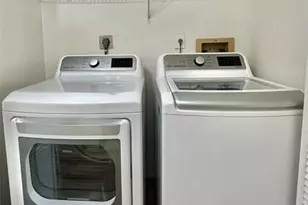 2371 NW 33rd St, Oakland Park, FL 33309 - Photo 29