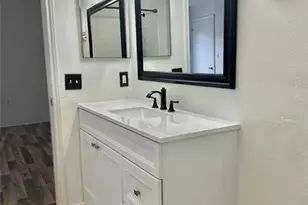 2371 NW 33rd St, Oakland Park, FL 33309 - Photo 21