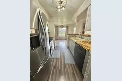 2371 NW 33rd St, Unit #710, Oakland Park, FL 33309 - Photo 9