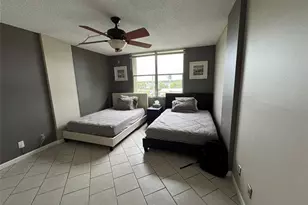 120 Royal Pk Dr, Oakland Park, FL 33309 - Photo 11