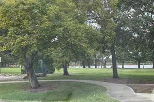 120 Royal Pk Dr, Oakland Park, FL 33309 - Photo 33