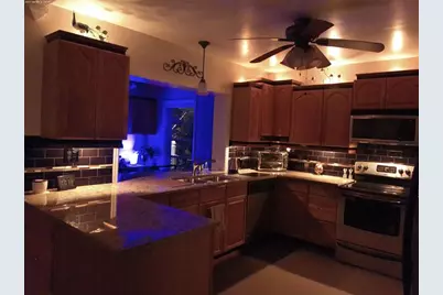 4600 NW 43rd St, Lauderdale Lakes, FL 33319 - Photo 23