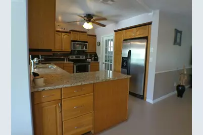 4600 NW 43rd St, Lauderdale Lakes, FL 33319 - Photo 13