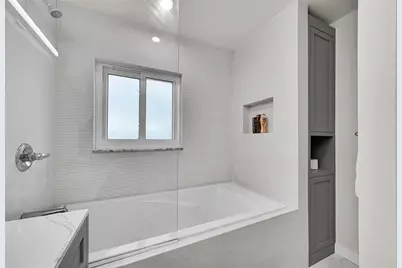 3999 NE 15th Ave, Oakland Park, FL 33334 - Photo 31