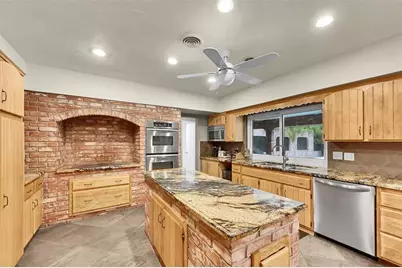 3999 NE 15th Ave, Oakland Park, FL 33334 - Photo 3