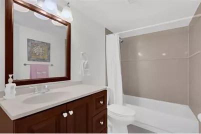 311 SE 3rd St, Unit #402, Dania Beach, FL 33004 - Photo 17