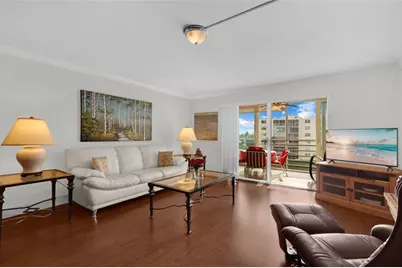 311 SE 3rd St, Unit #402, Dania Beach, FL 33004 - Photo 9