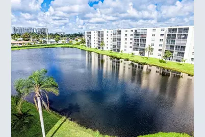 311 SE 3rd St, Unit #402, Dania Beach, FL 33004 - Photo 1