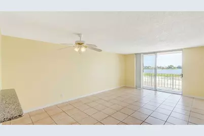 470  Executive Center Dr, Unit #1G, West Palm Beach, FL 33401 - Photo 3