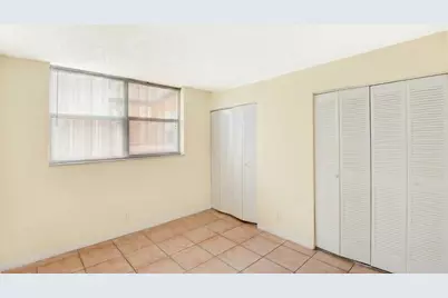 470  Executive Center Dr, Unit #1G, West Palm Beach, FL 33401 - Photo 9