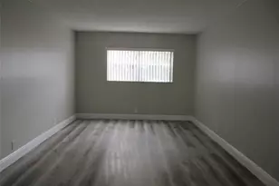 4240 Woodside Dr, Coral Springs, FL 33065 - Photo 17